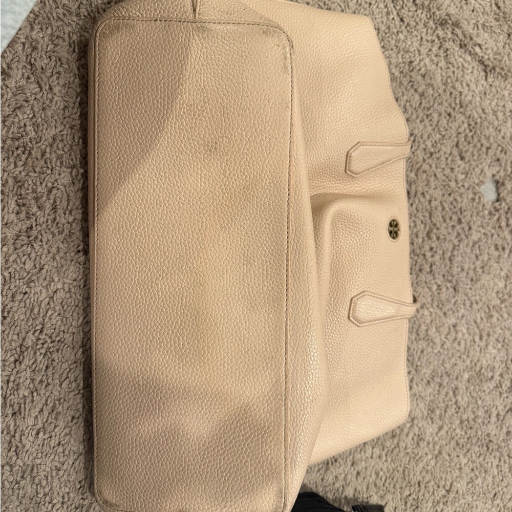 Very used Tory Burch tote